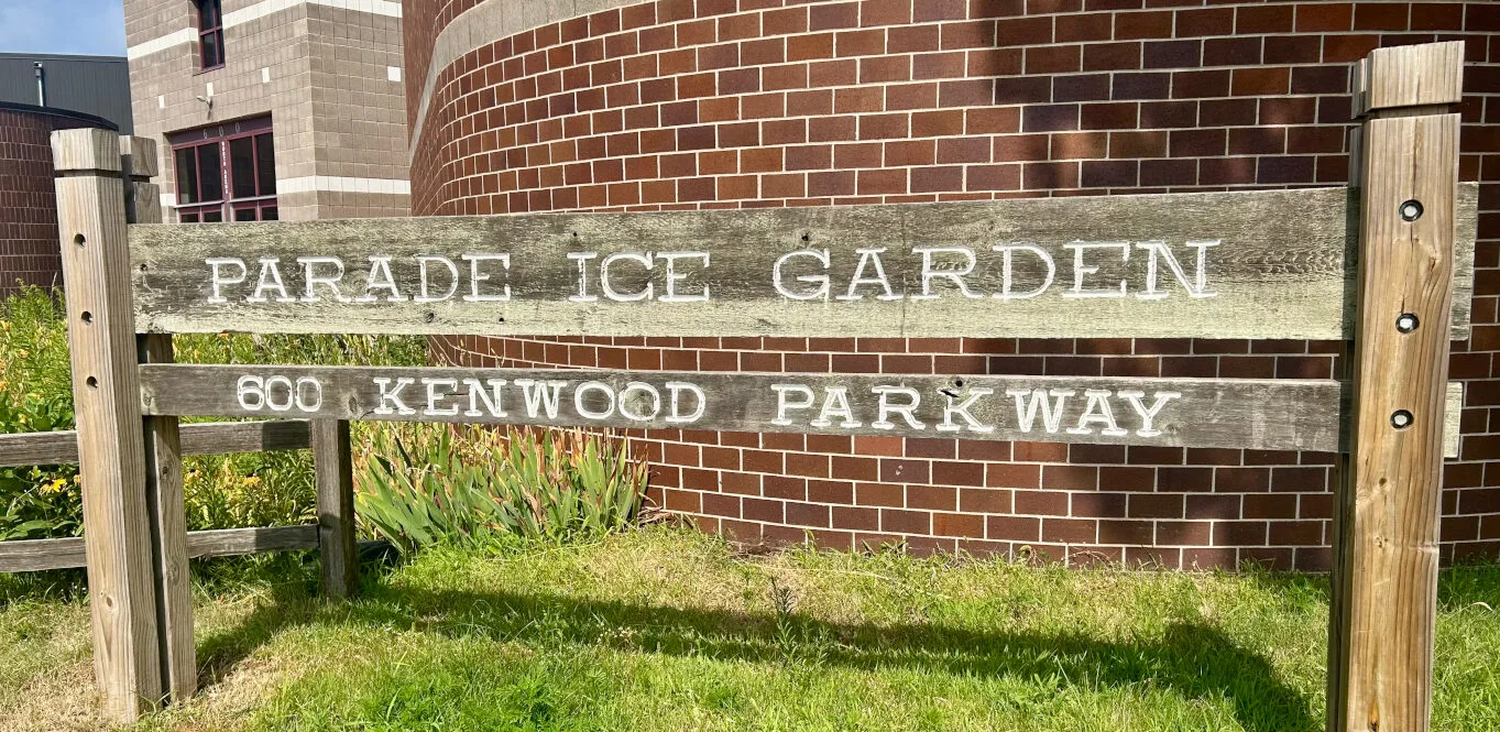 parade-sign parade ice garden sign